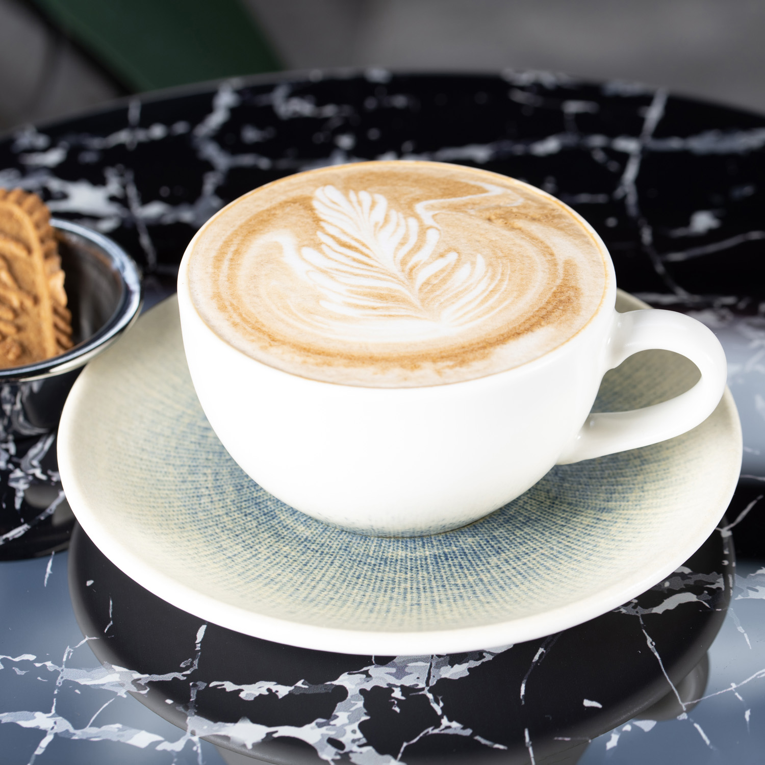 CAFE LATTE