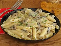 Kremalı Mantarlı  Makarna