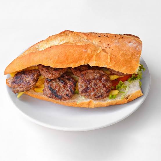 Half Köfte