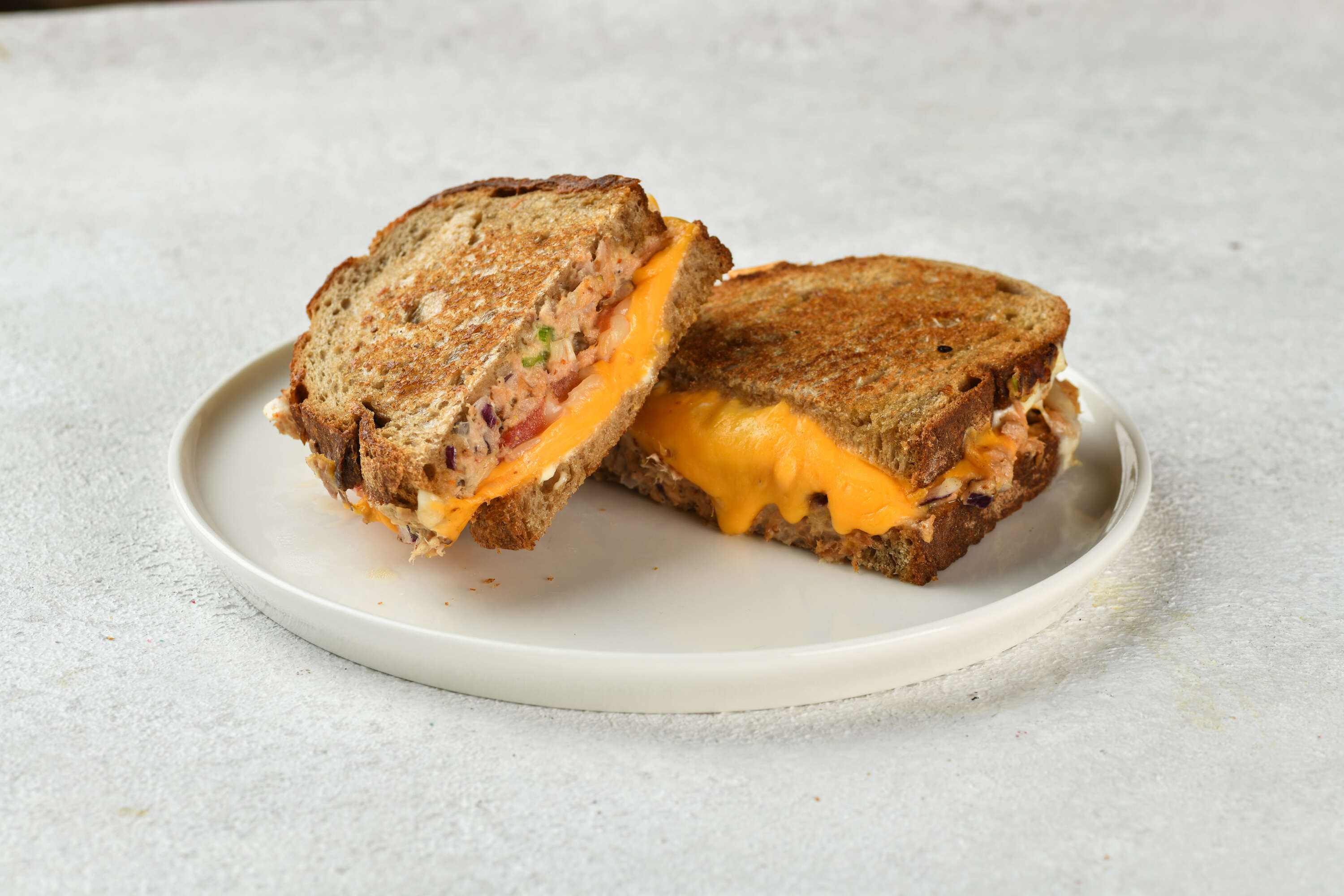 Tuna melt sandwich 