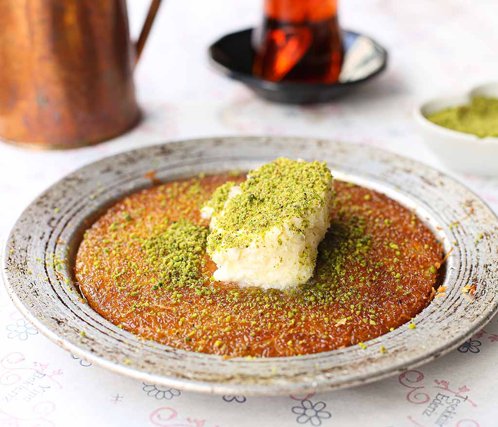 KÜNEFE ÜZERİ KAYMAK 
