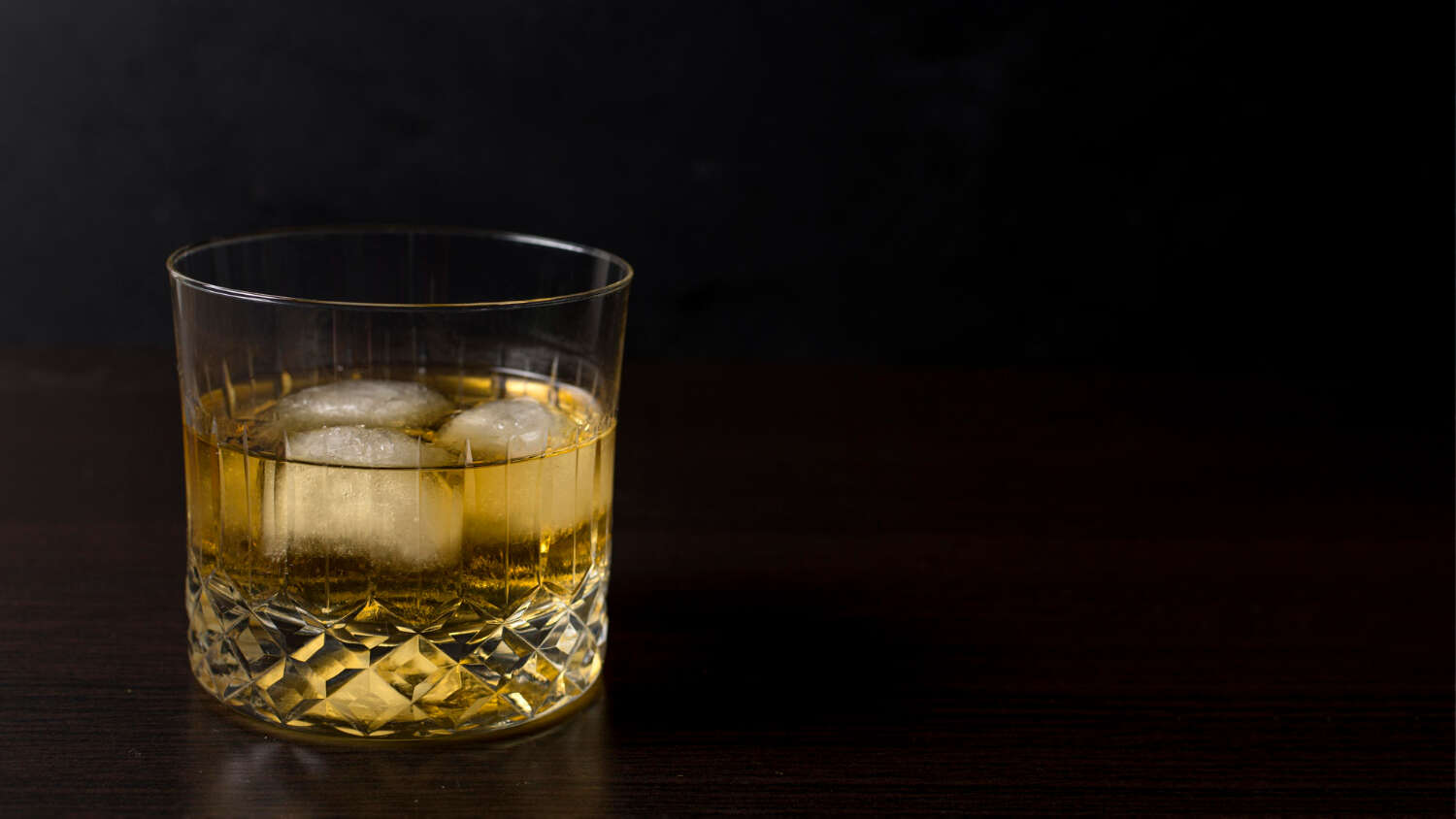 JOHNNIE WALKER – RED LABEL
