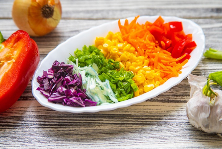 Mevsim Salata 