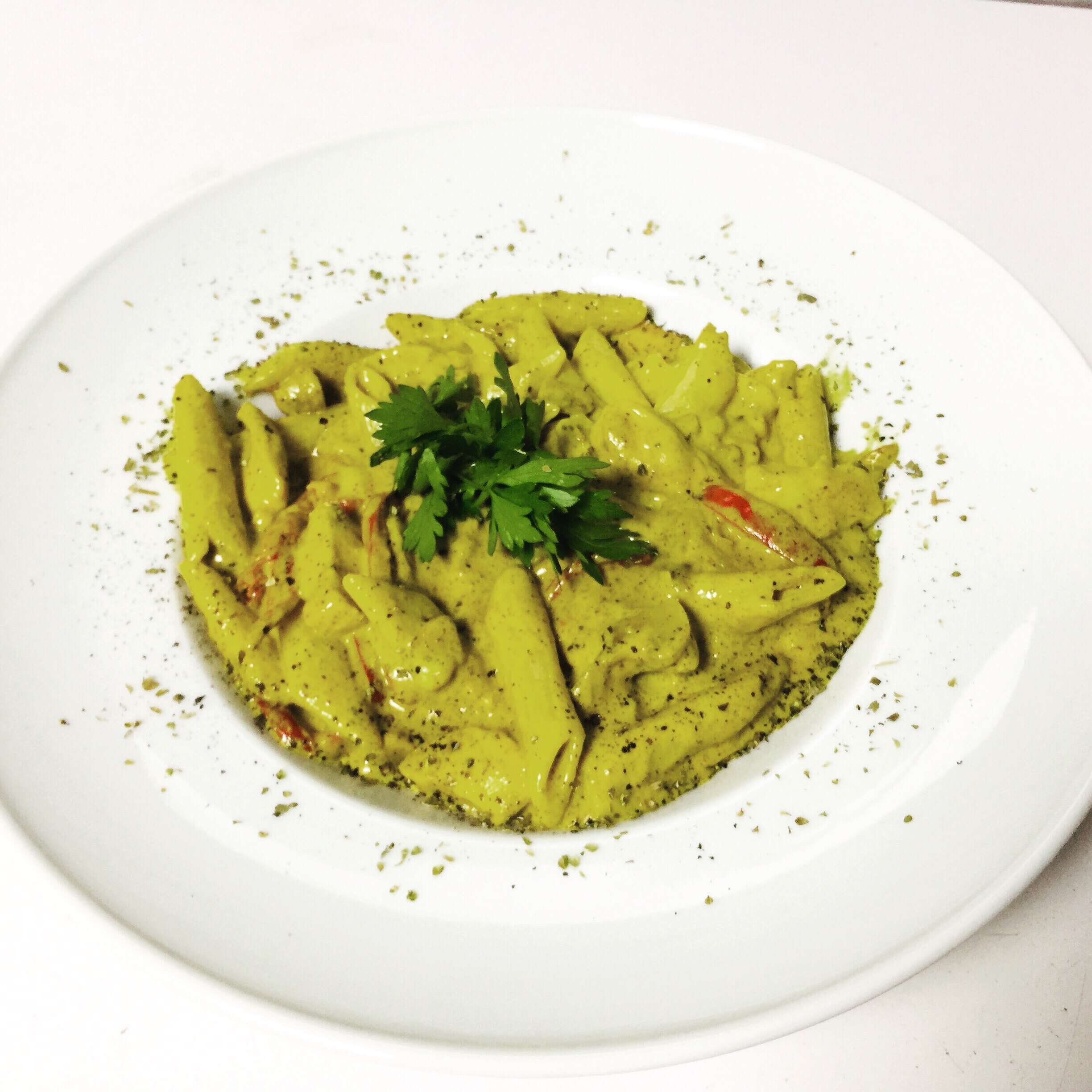 Pasta with curry sauce