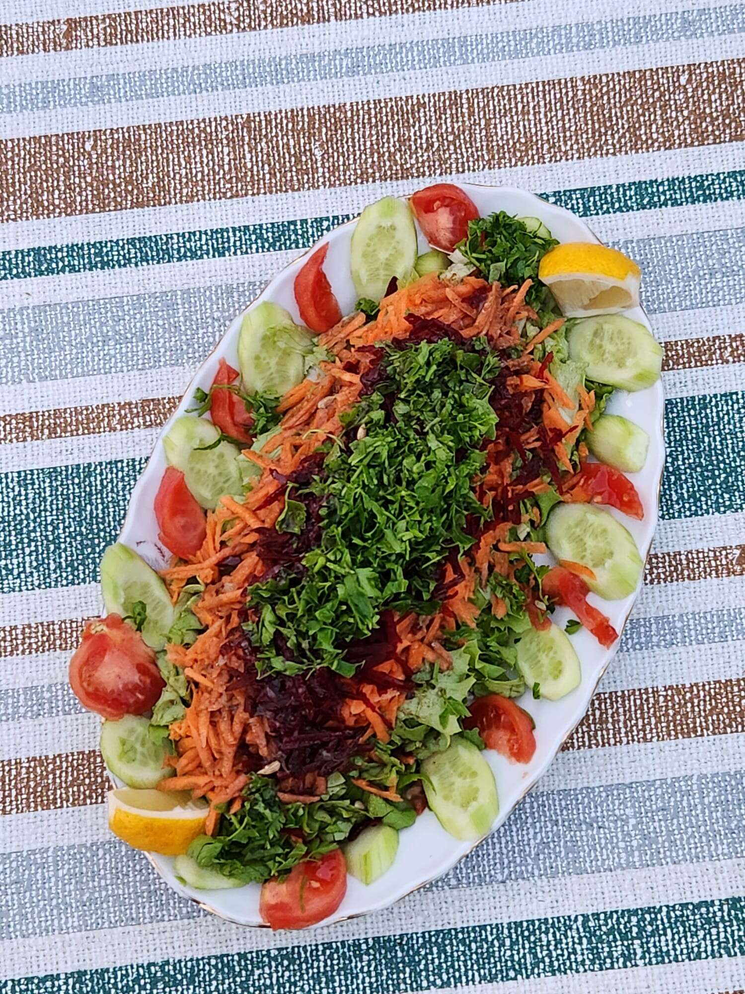 Mevsim Salatası