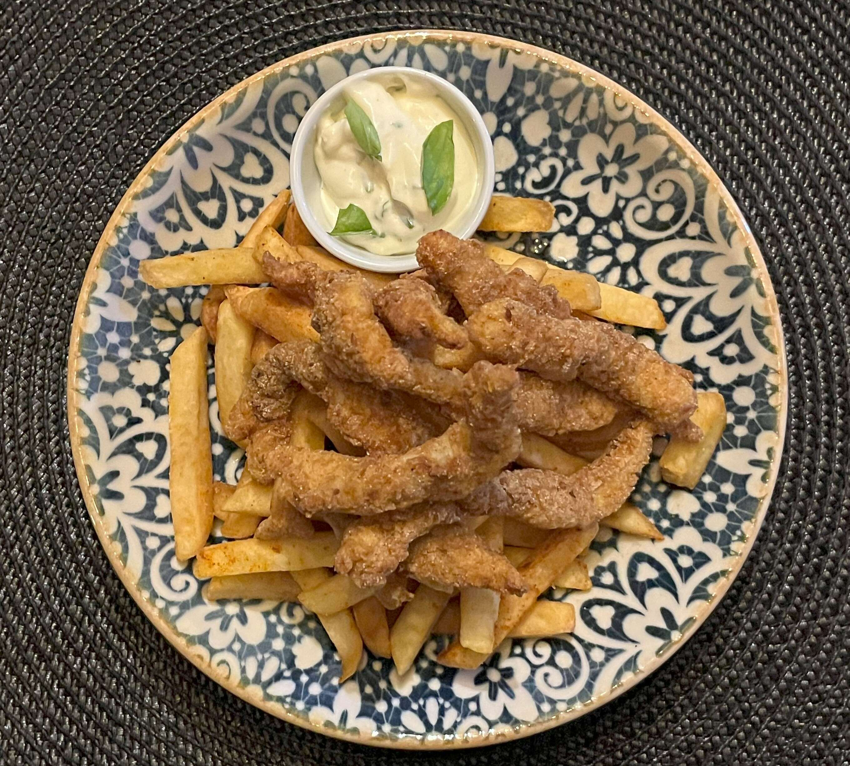 Fish fingers with fries