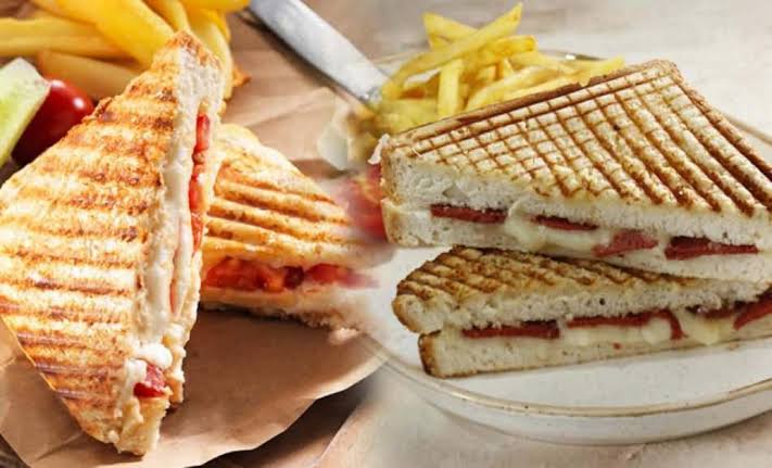 Mixed toast sandwich