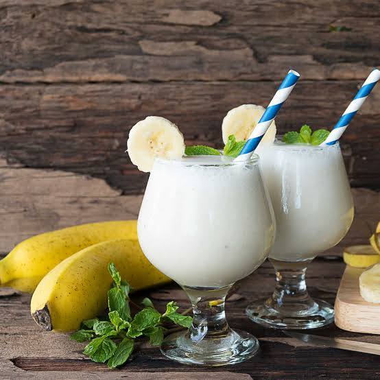 Banana milkshake