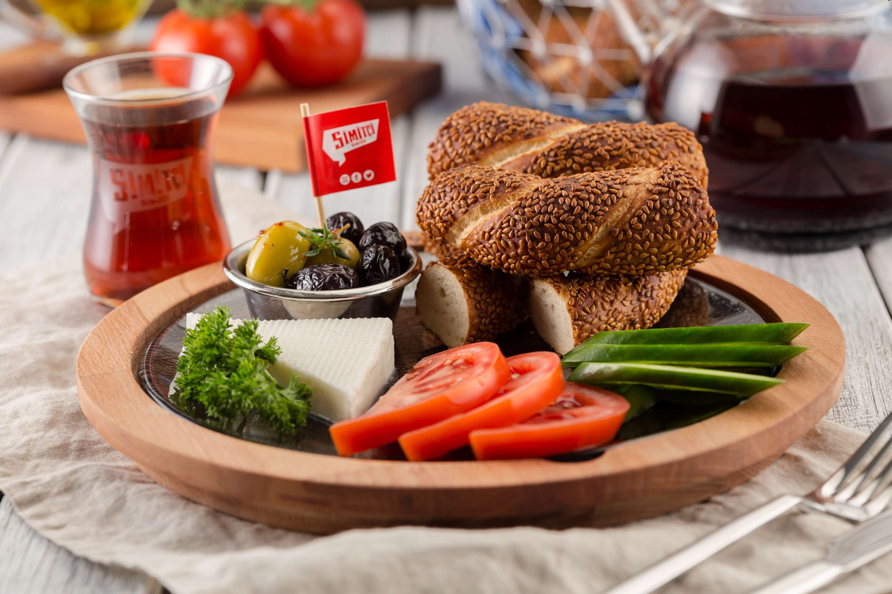 BÖREKLİ KAHVALTI