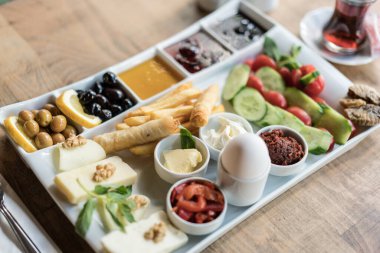 Tabak Kahvaltı & Plate Breakfast