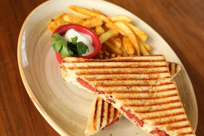 Kaşarlı Tost