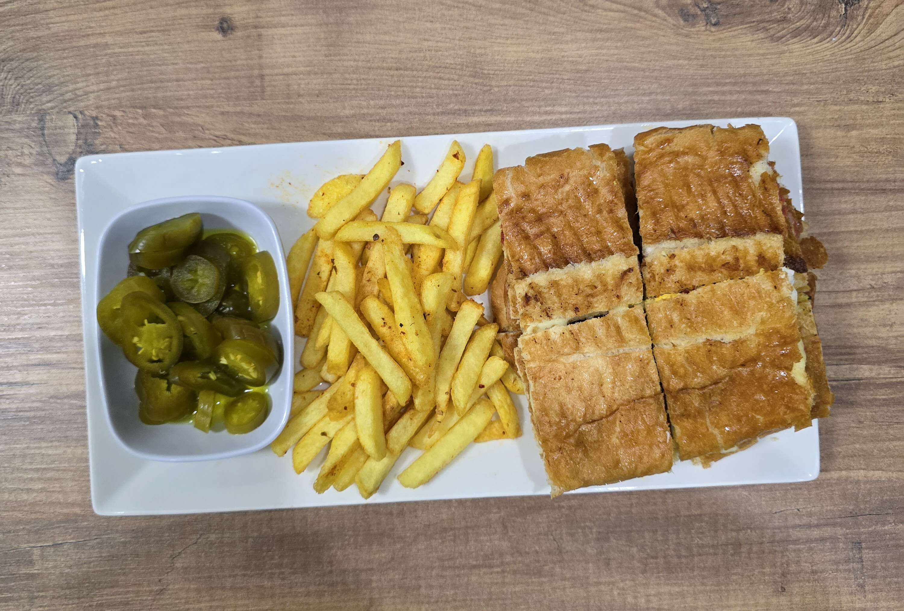 Tam toast sandwich