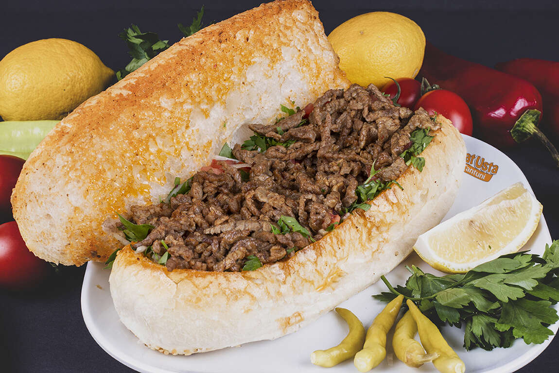 Tam Ekmek Arası Et Tantuni