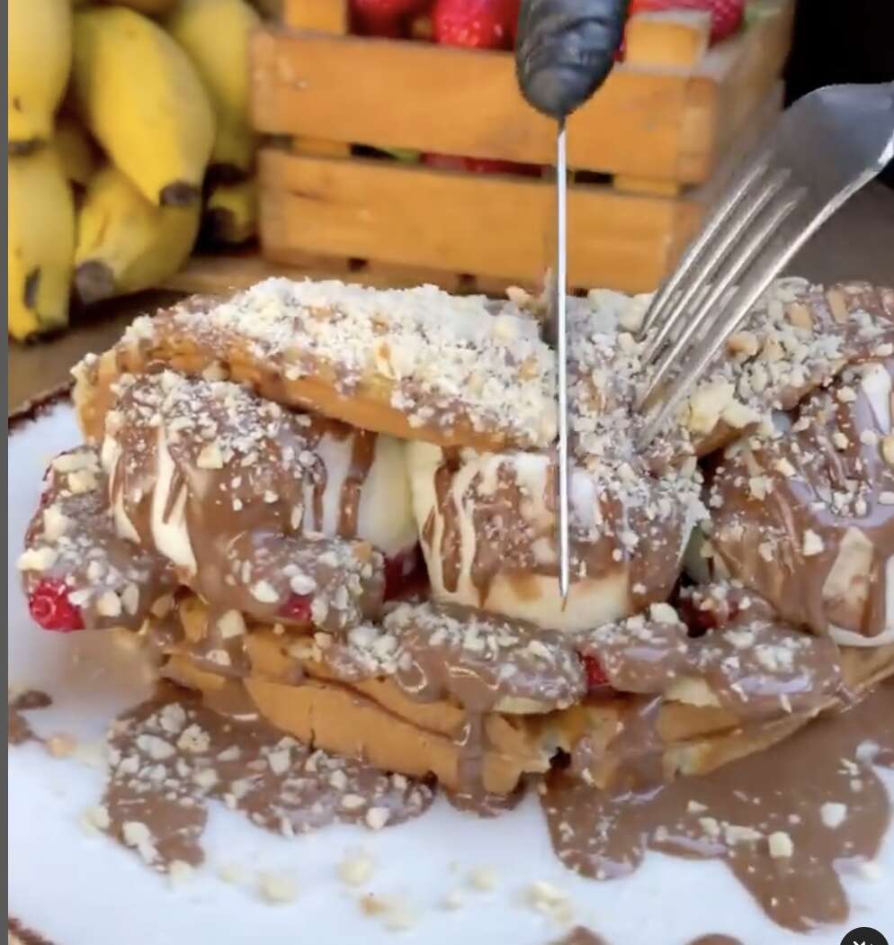 Dondurmalı Sandviç Waffle