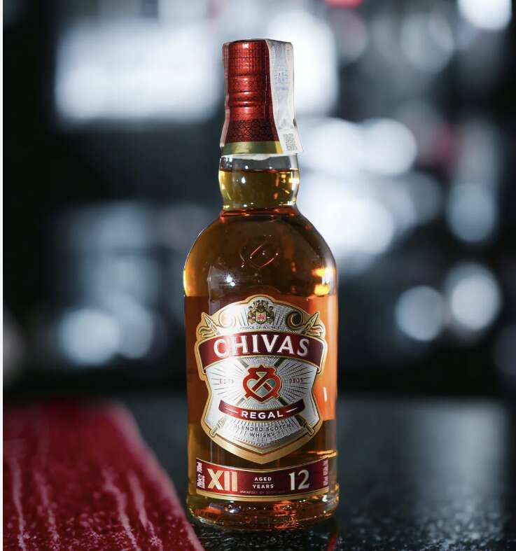 CHIVAS 12 35 CL