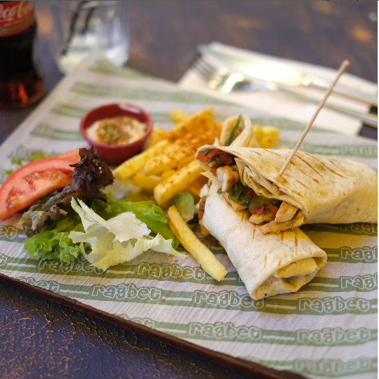 Chicken wrap + cola
