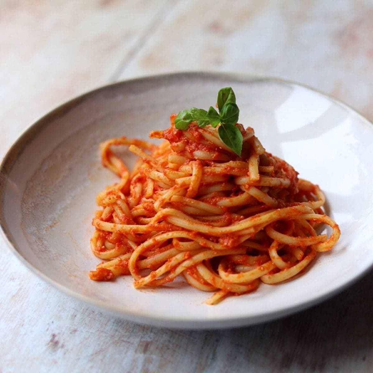 Spaghetti with tomato sauce