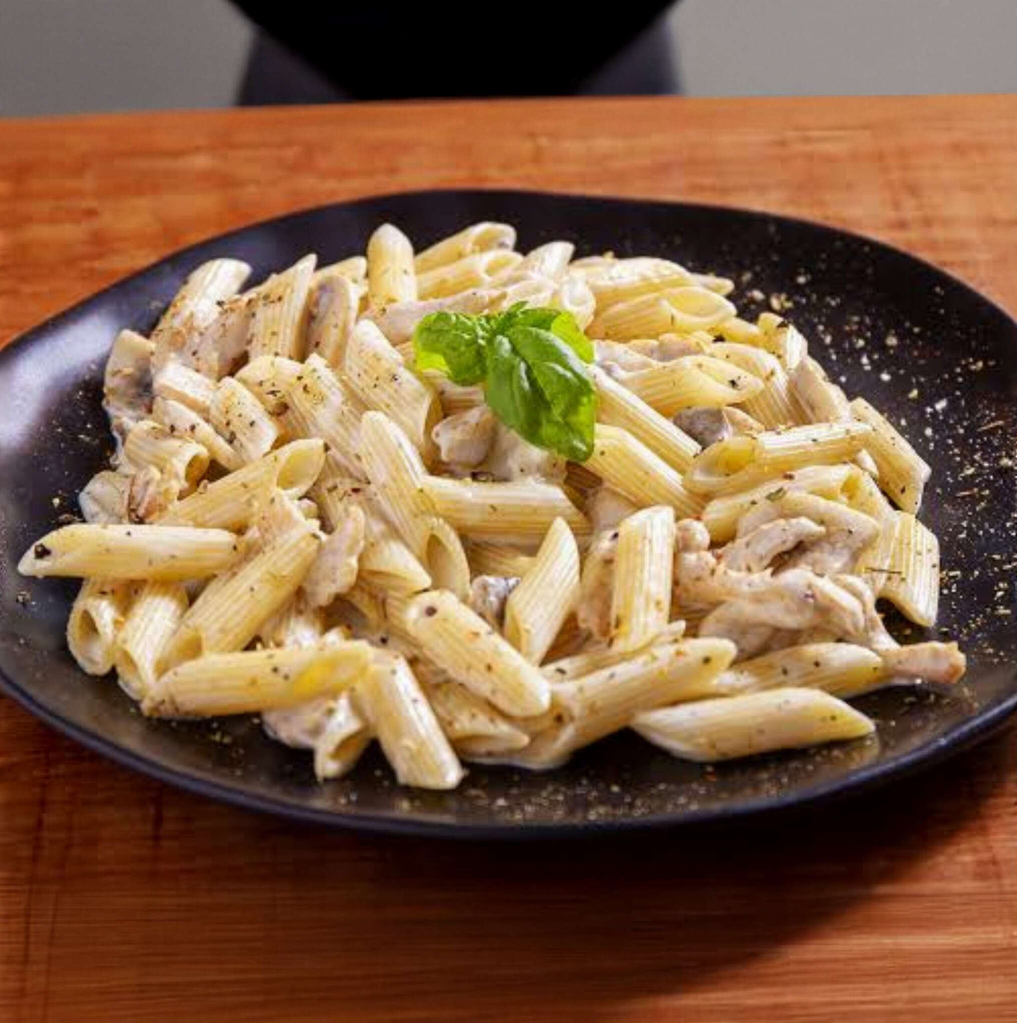 Creamy chicken penne
