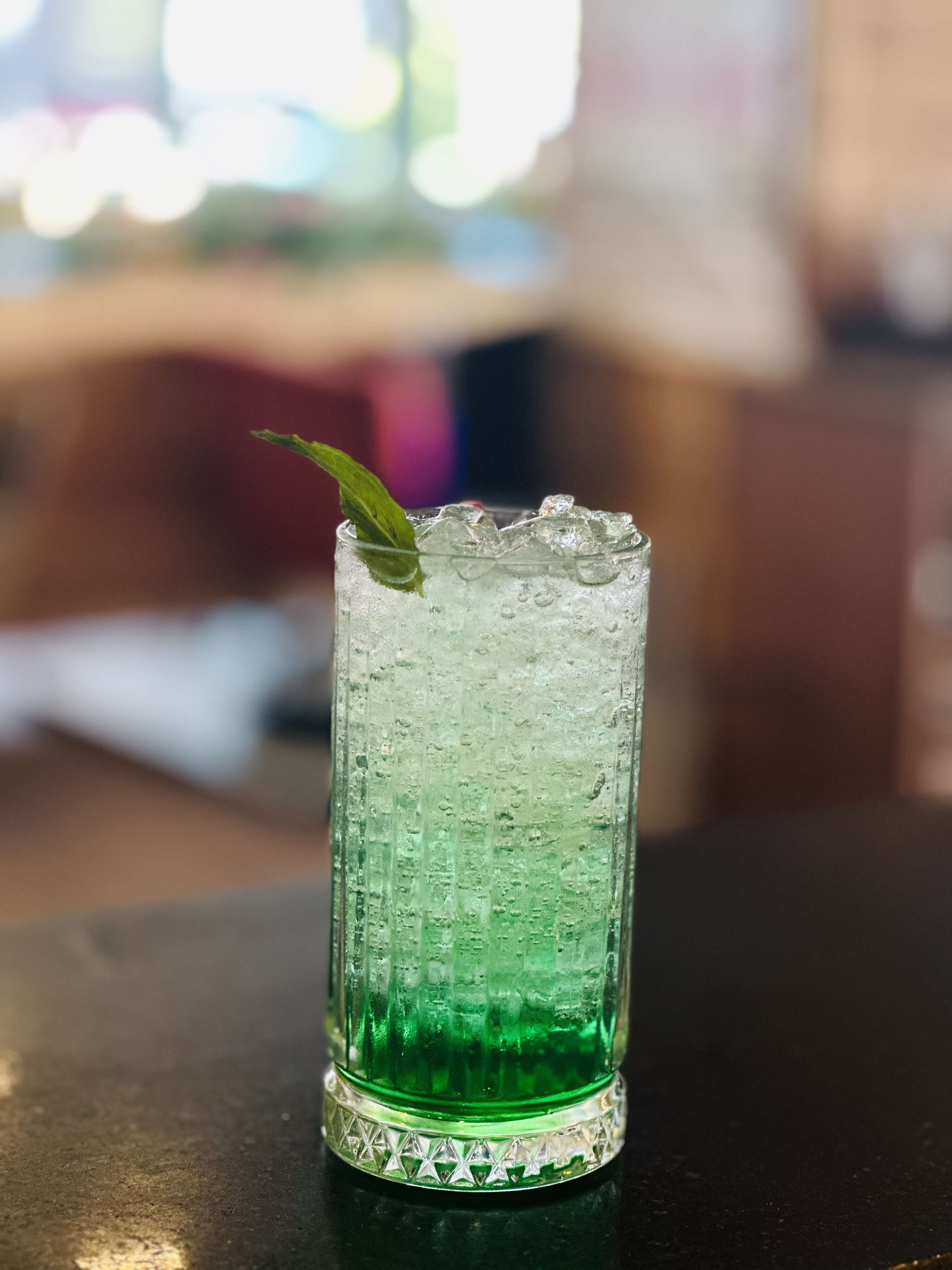 Green apple mojito