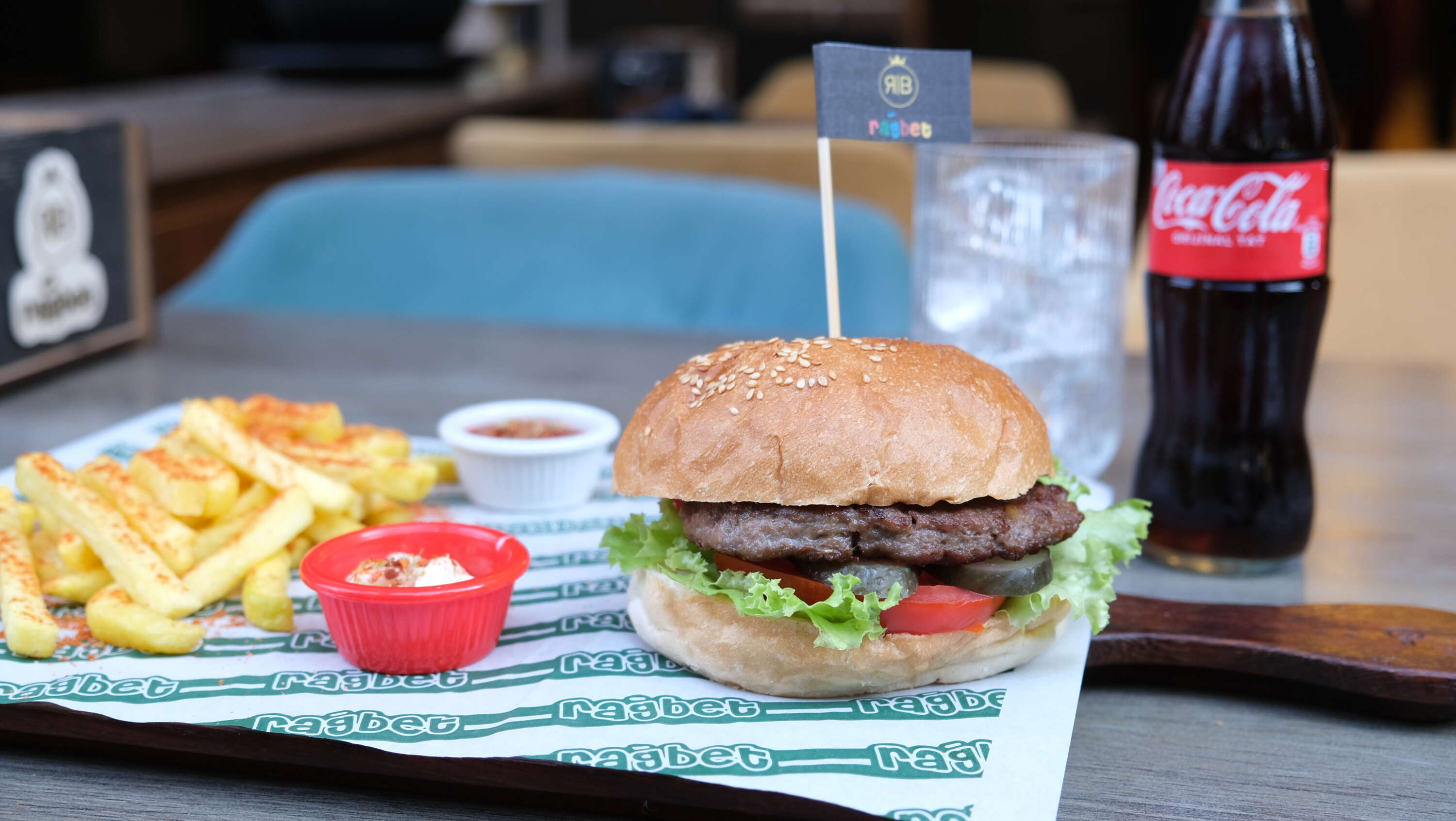Hamburger + cola