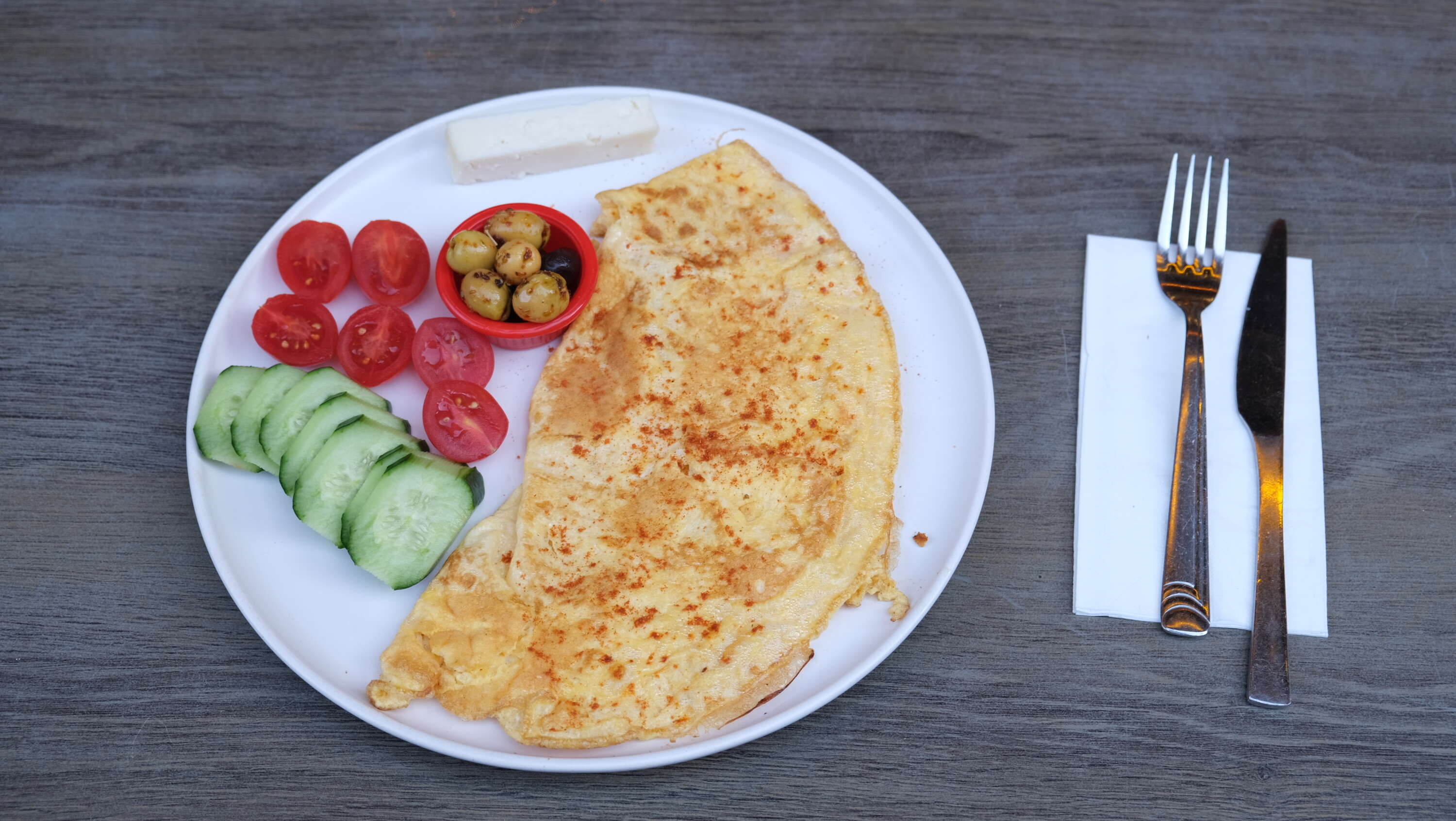 Kashar cheese omelette