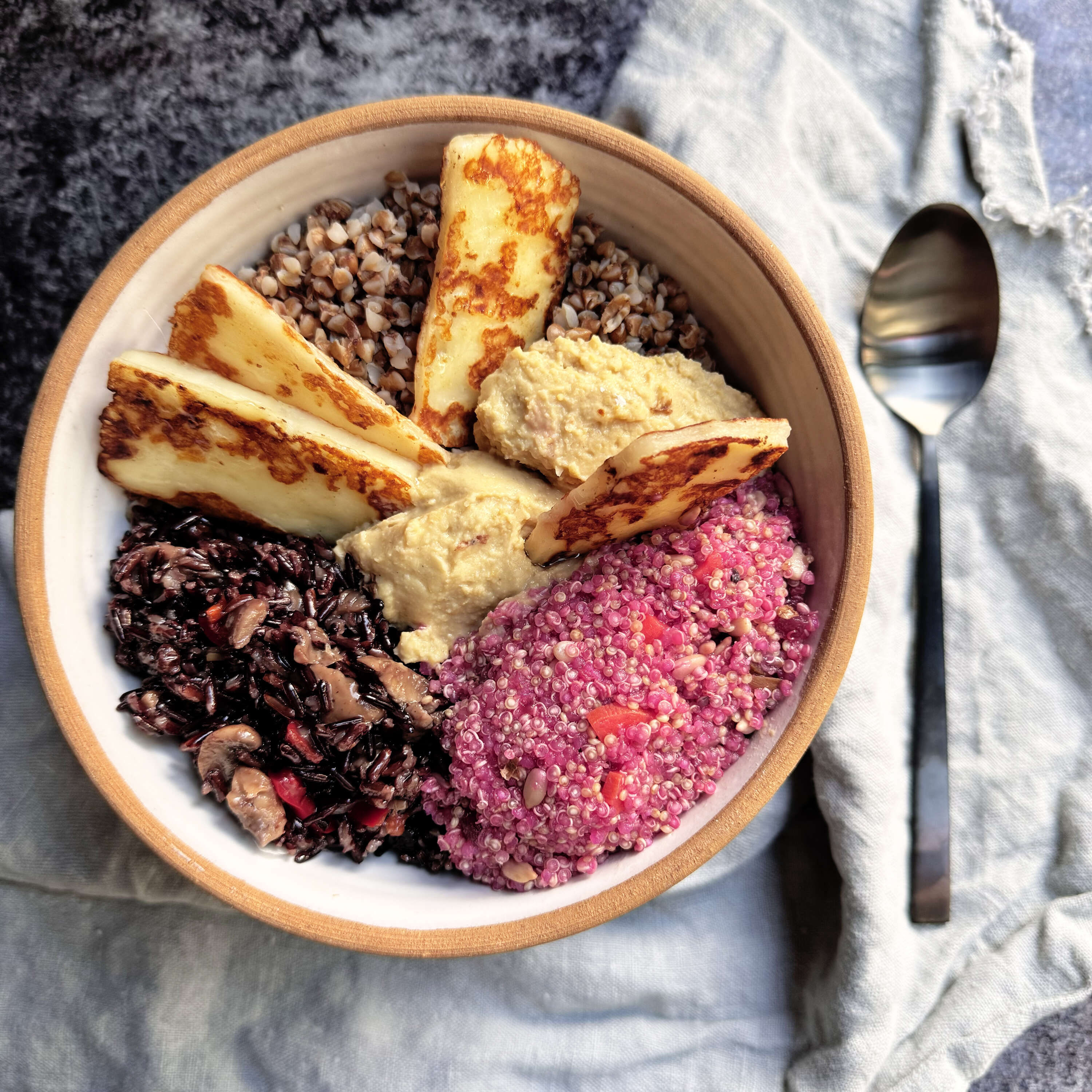 Izgara Hellimli Bowl