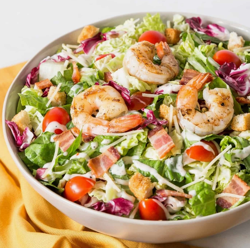 SEZAR SALATA KARİDESLİ