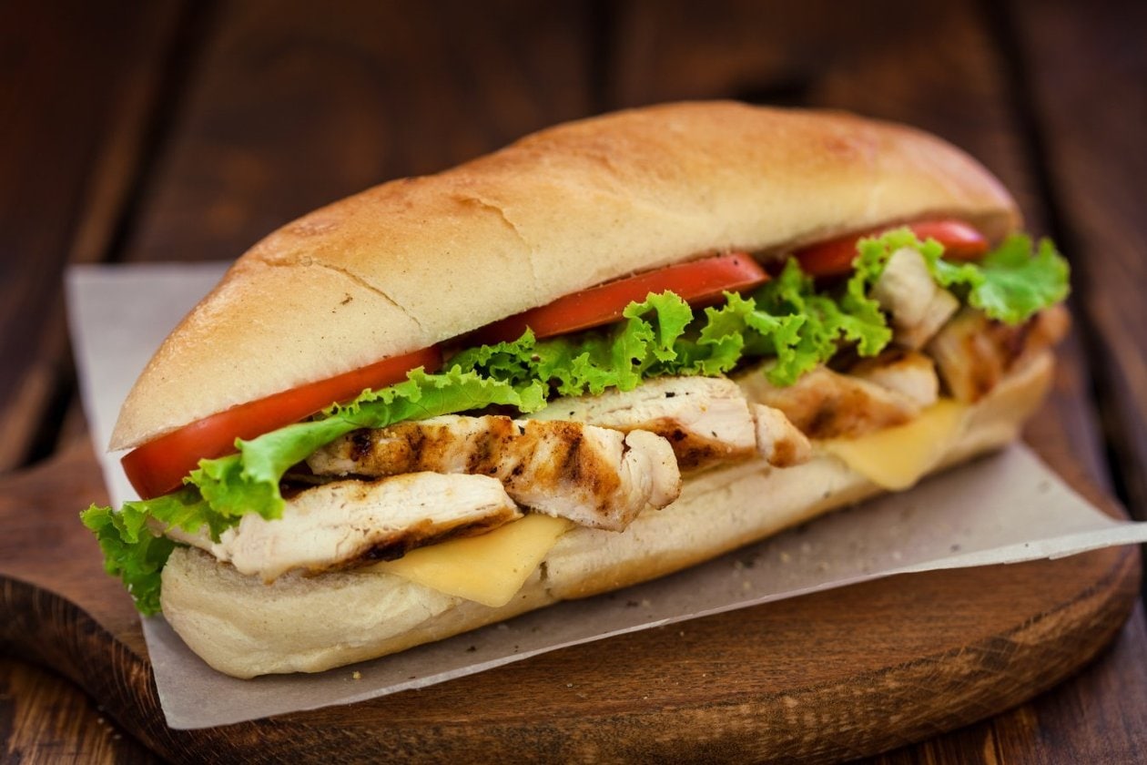 Ekmek arası tavuk