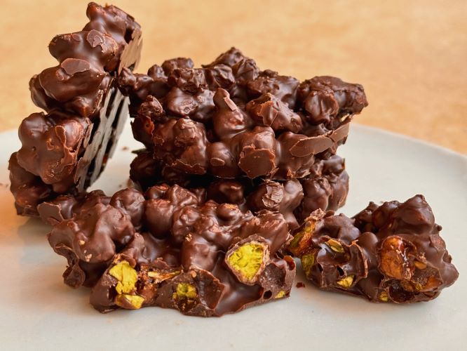 Pistachio Bites