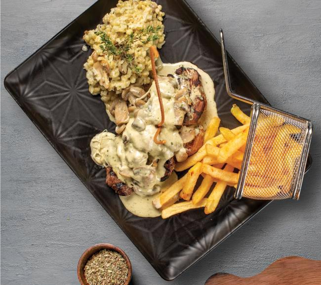 Beef tenderloin with mushroom sauce