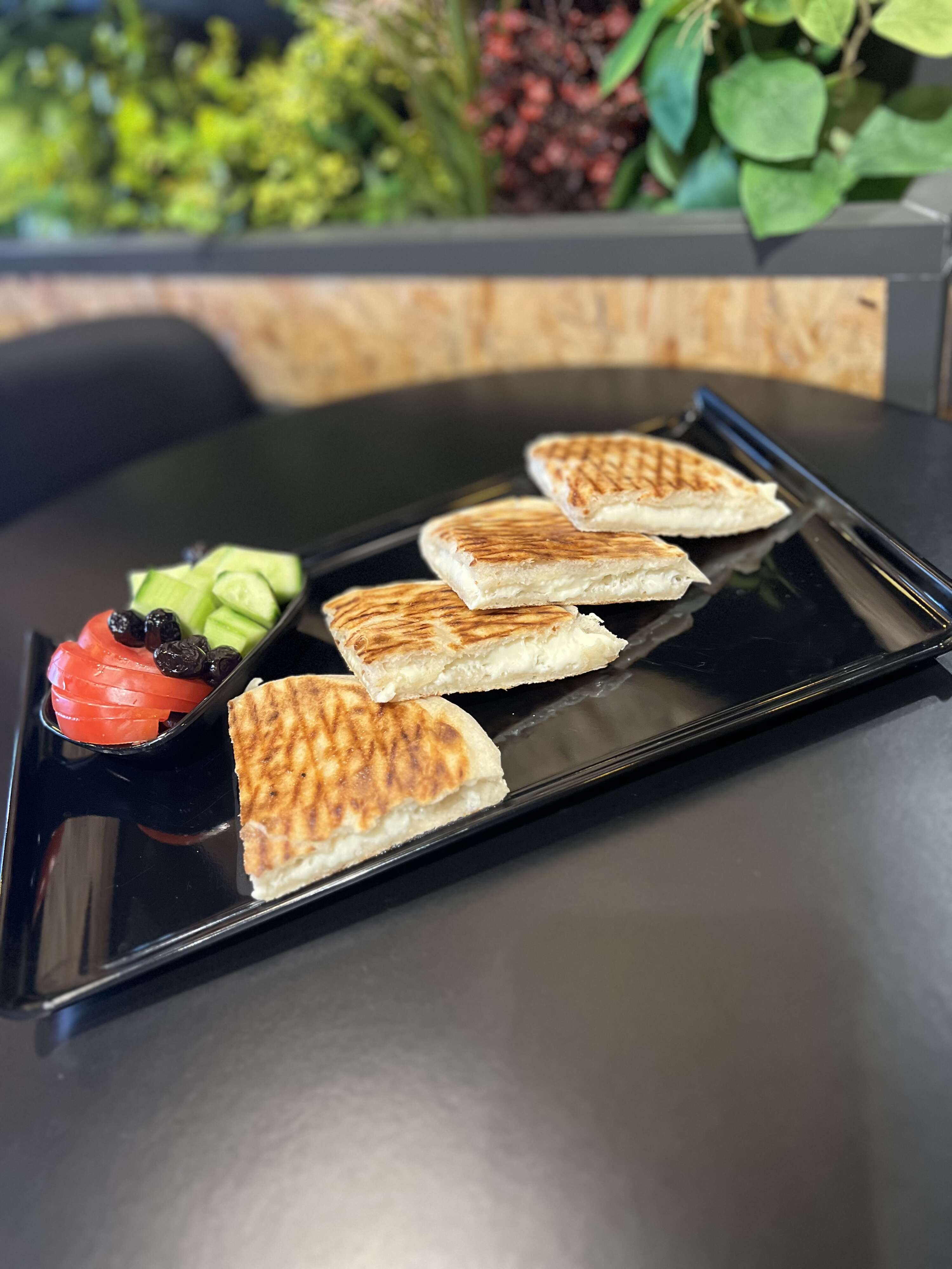 KAŞARLI BAZLAMALI TOST