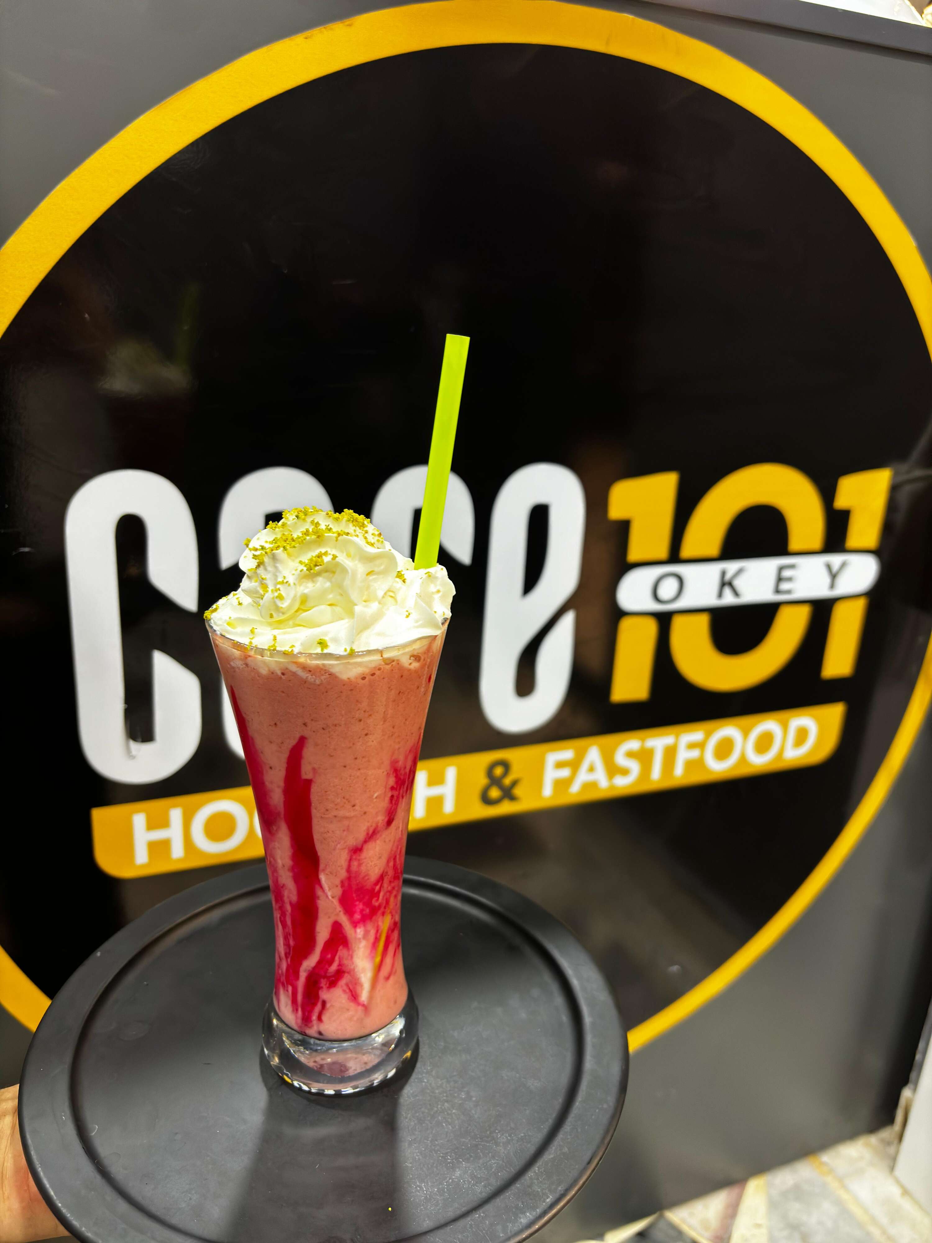 çilekli milkshake