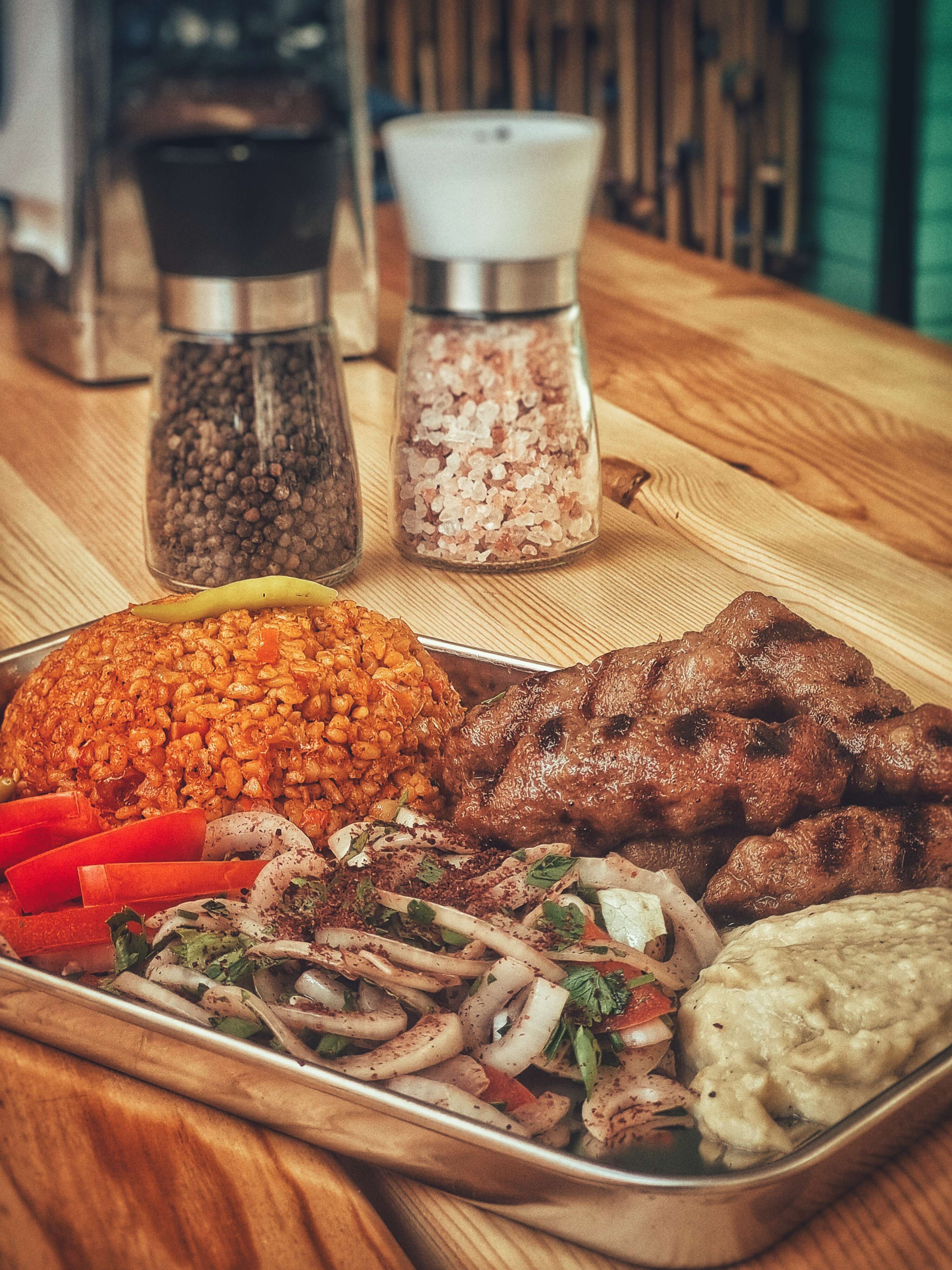 Köfte Tabağı 
