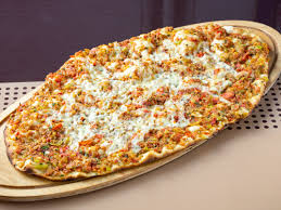 Lahmacun Kaşarlı 