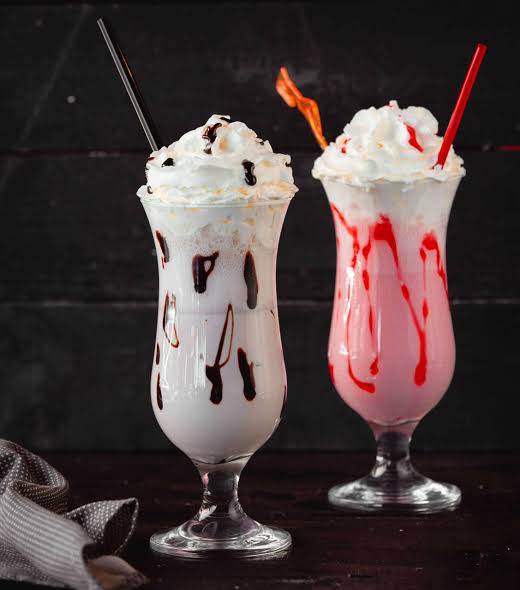 MİLKSHAKE