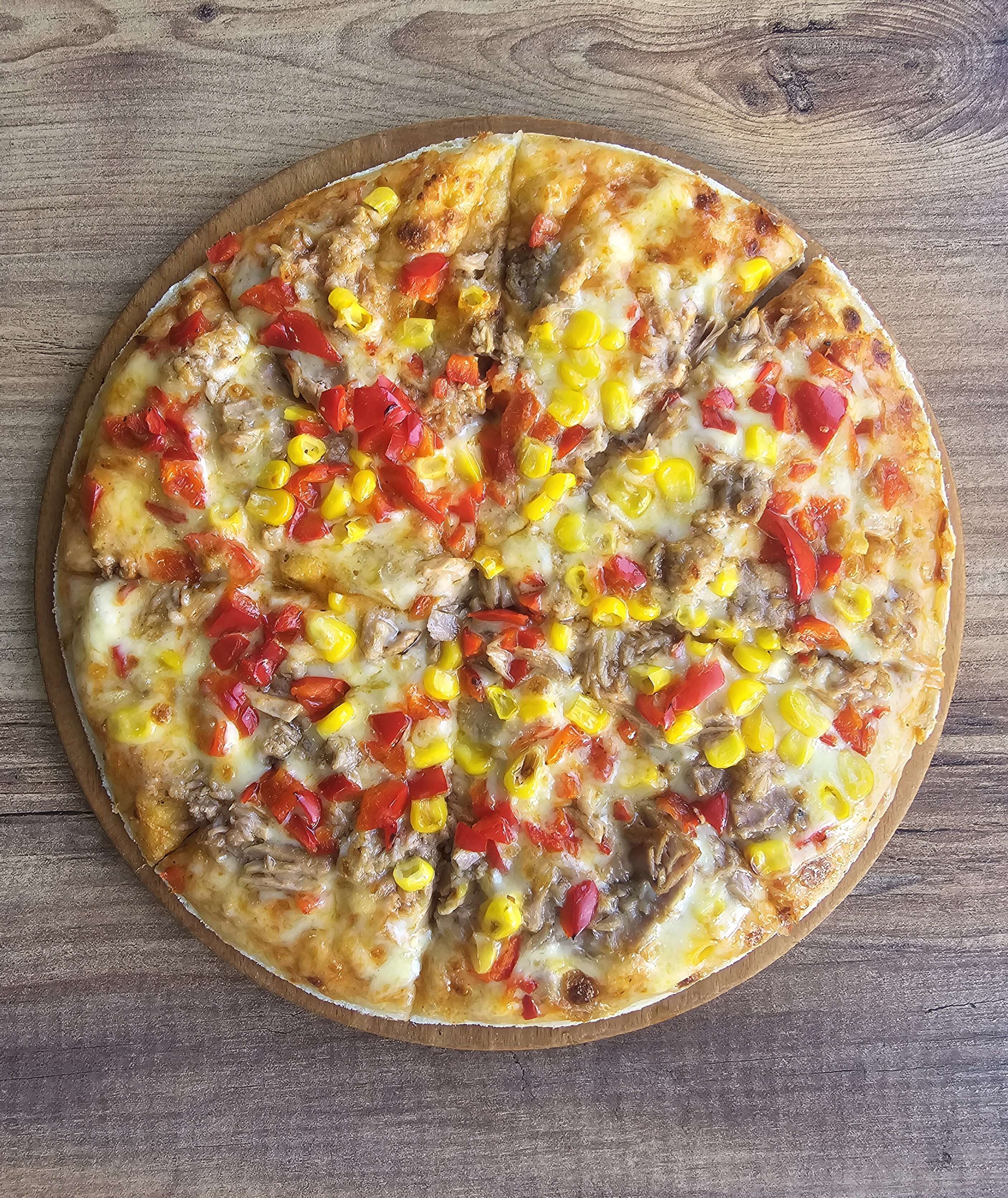 Tuna Pizza