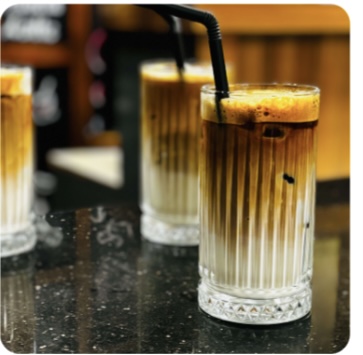 Iced vanilla latte