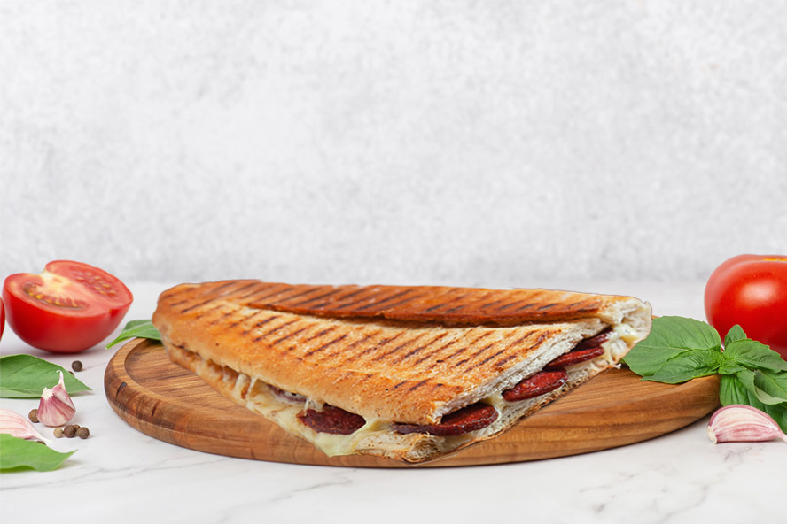 Sucuklu Tost