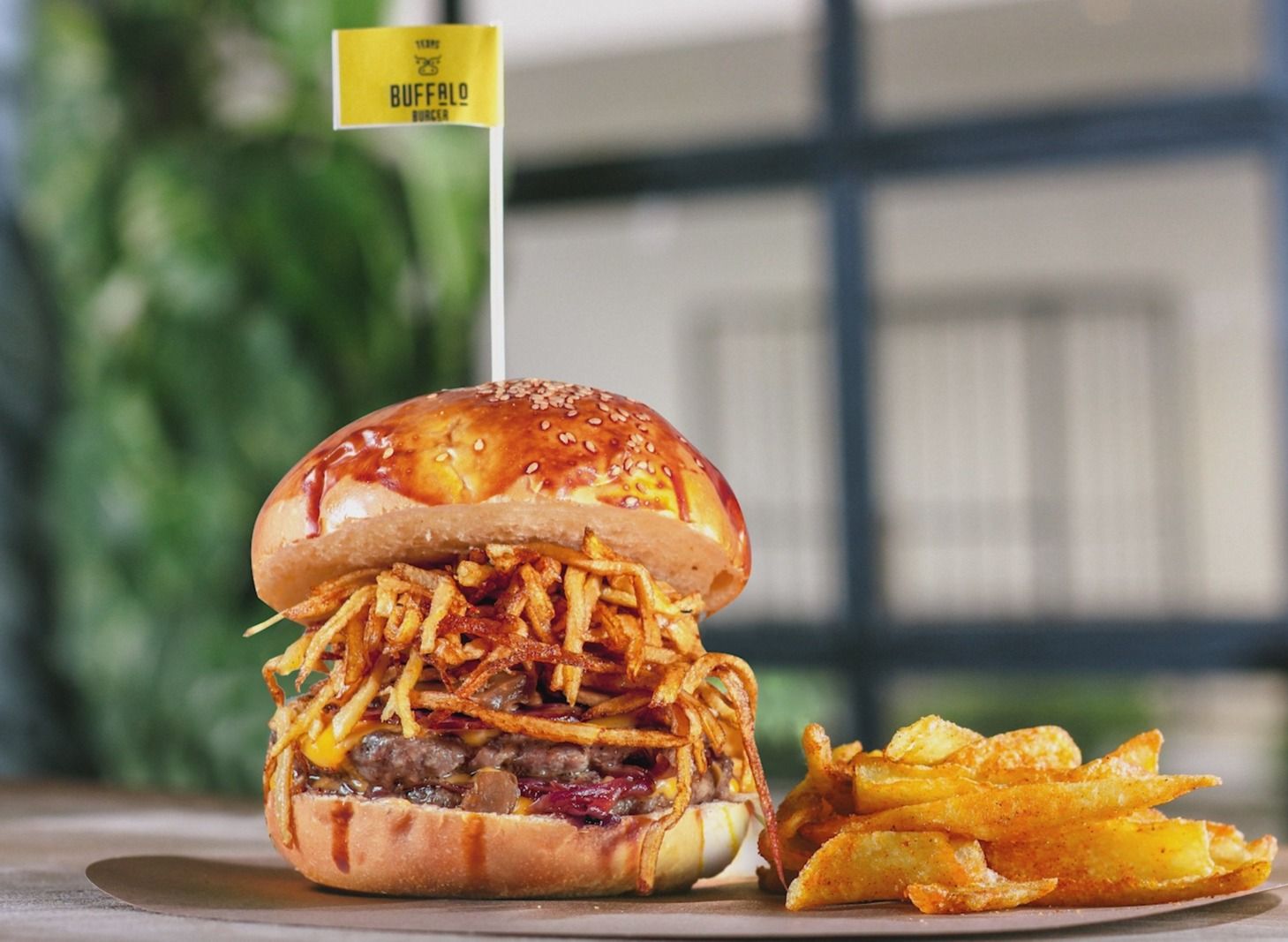 BUFFALO BURGER