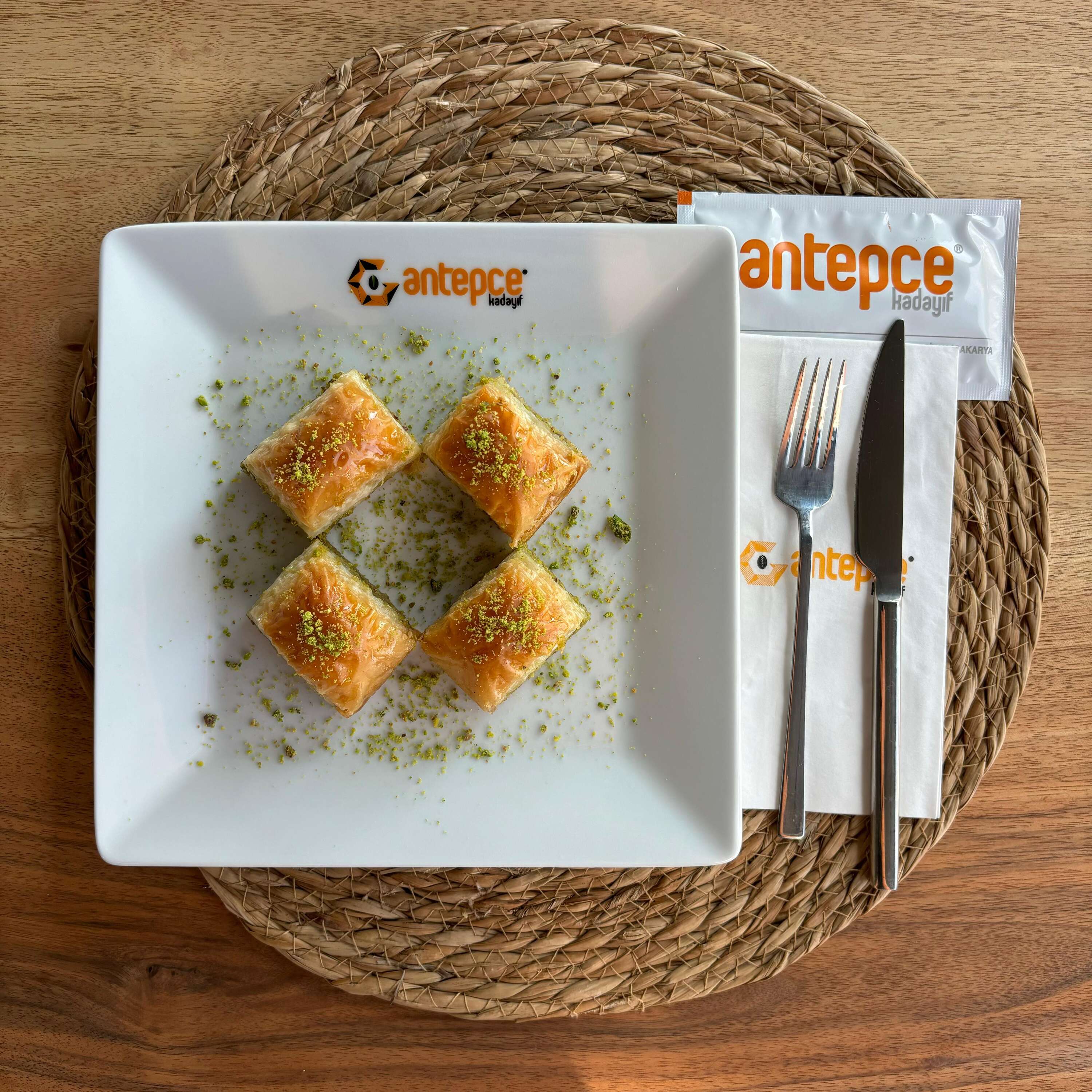 Fıstıklı Klasik Baklava