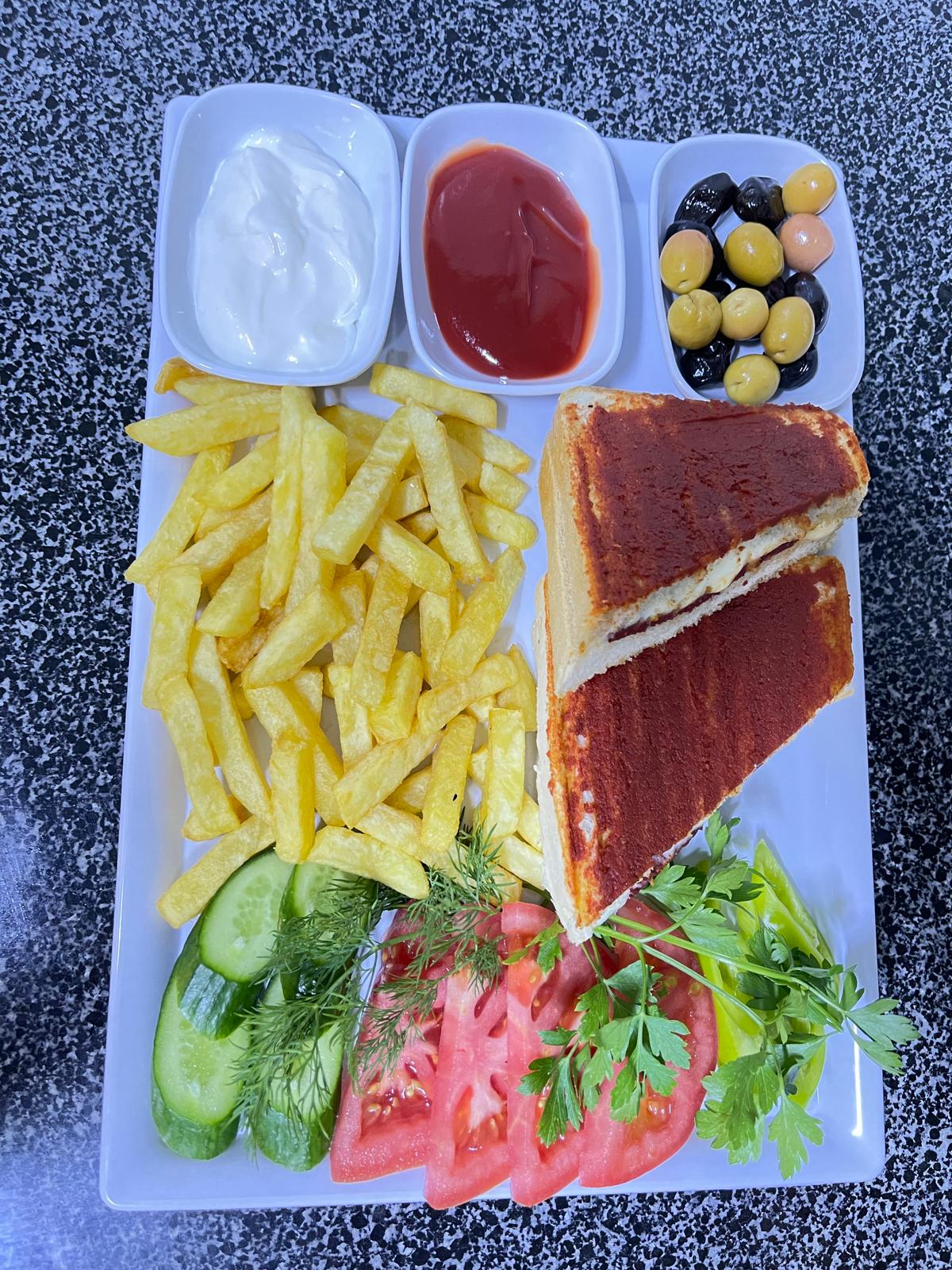 Tost Menü