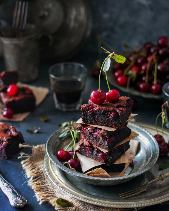 Vişneli Brownie