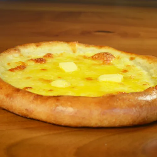Yuvarlak Peynirli Pide