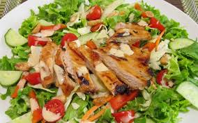 Tavuklu Salat 