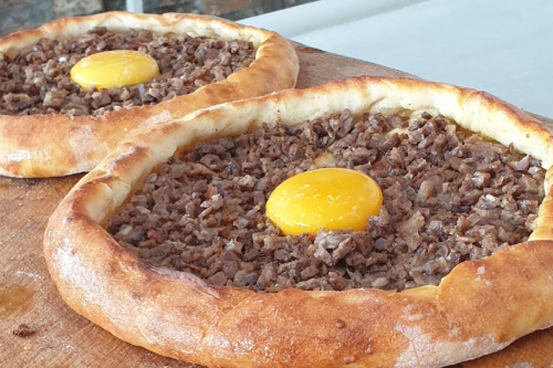 Kıymalı Pide