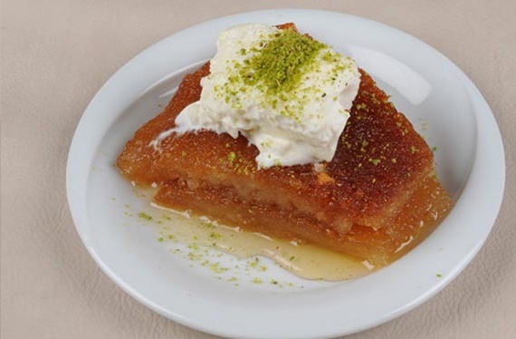 Kaymaklı Ekmek Kadayıfı