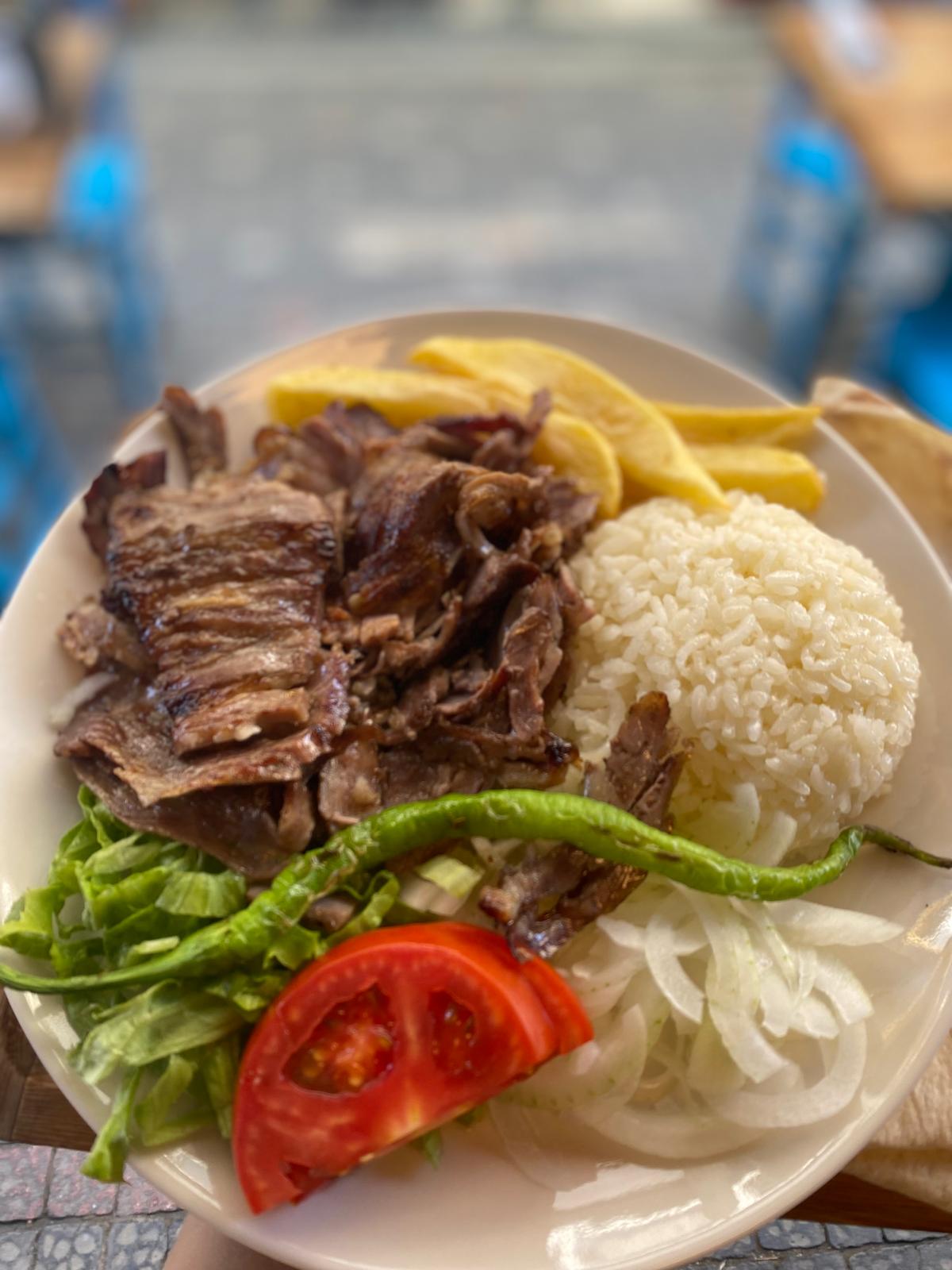 Pilav Üstü Et Döner