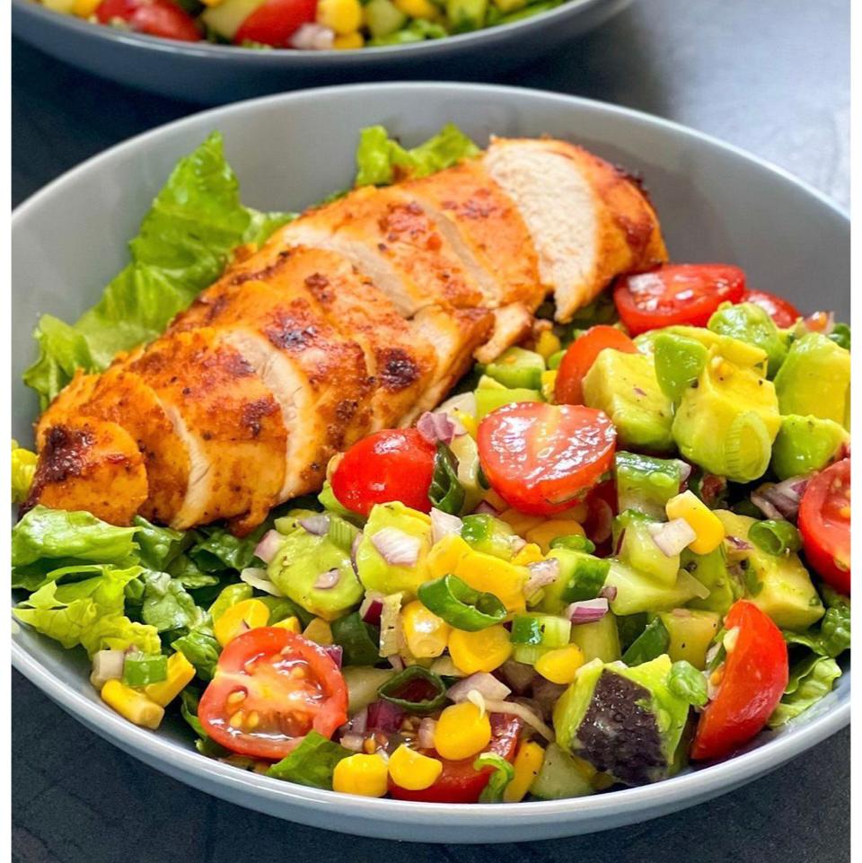 SALAD DE SCHİNİTZEL