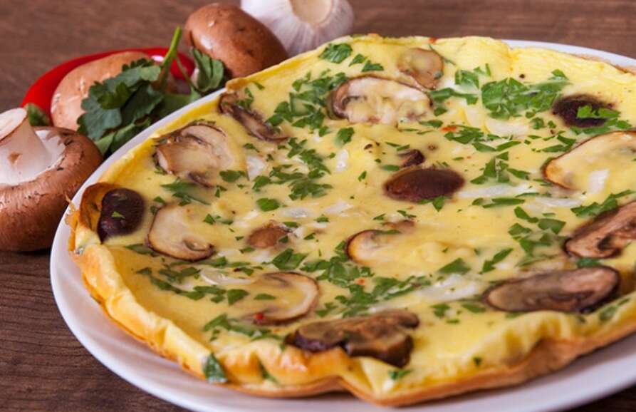 Kaşarlı Mantarlı Omlet