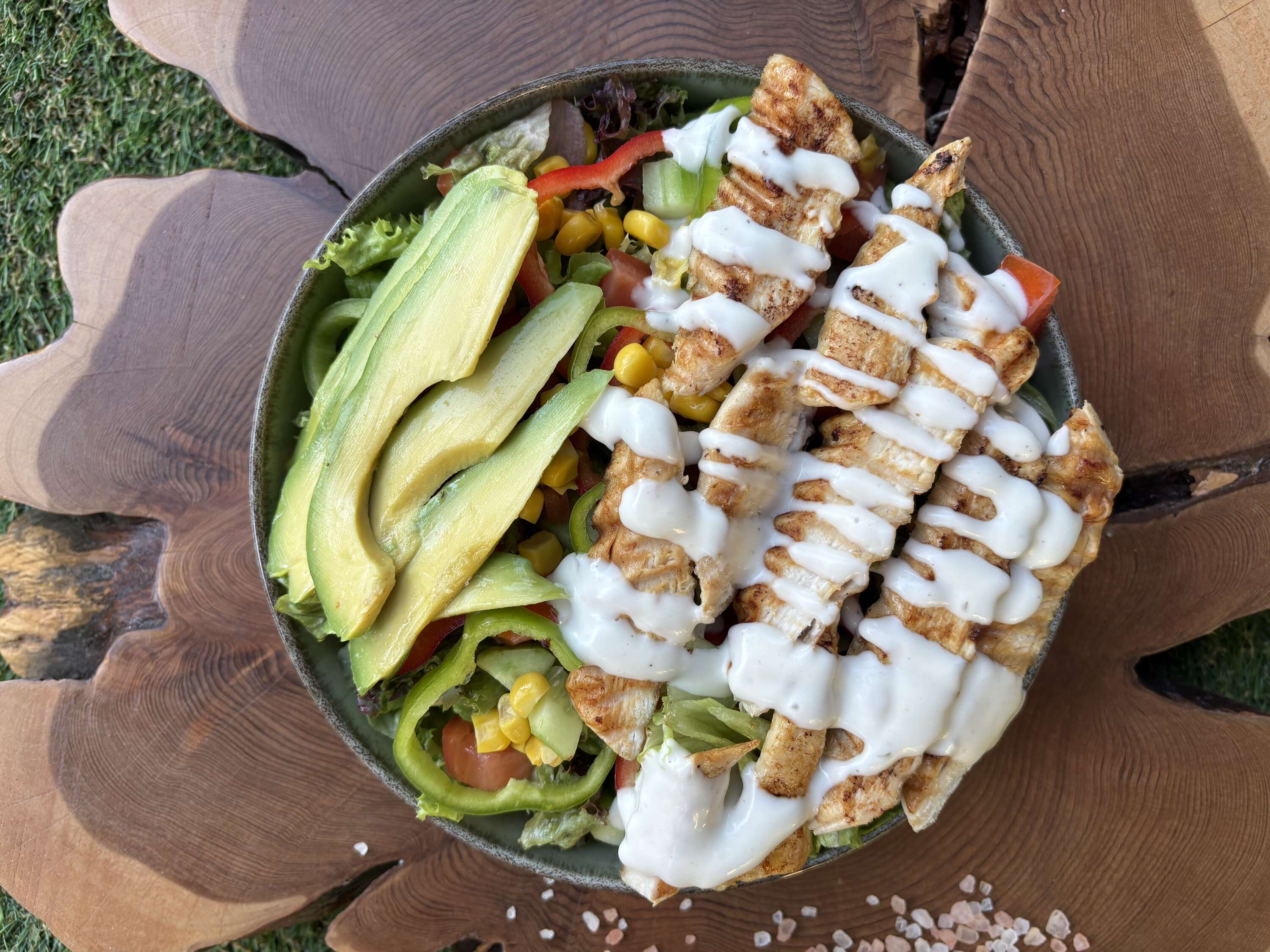Caesar Soslu Tavuklu Salata